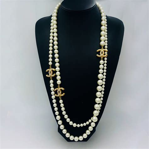 chanel long pearl necklace replica uk|Chanel copy necklace.